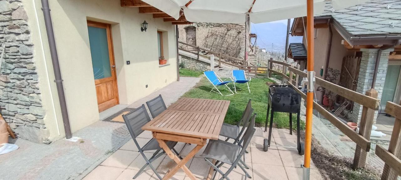 Apartamento Casa Alpina - Sarre Aosta Exterior foto