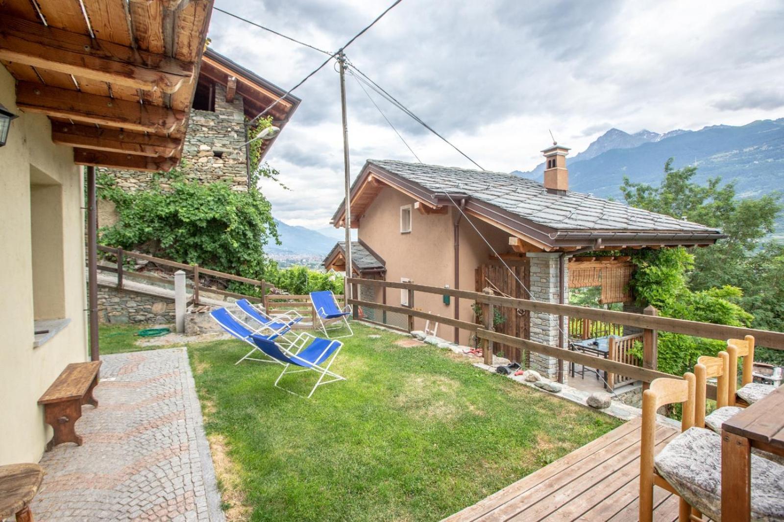Apartamento Casa Alpina - Sarre Aosta Habitación foto